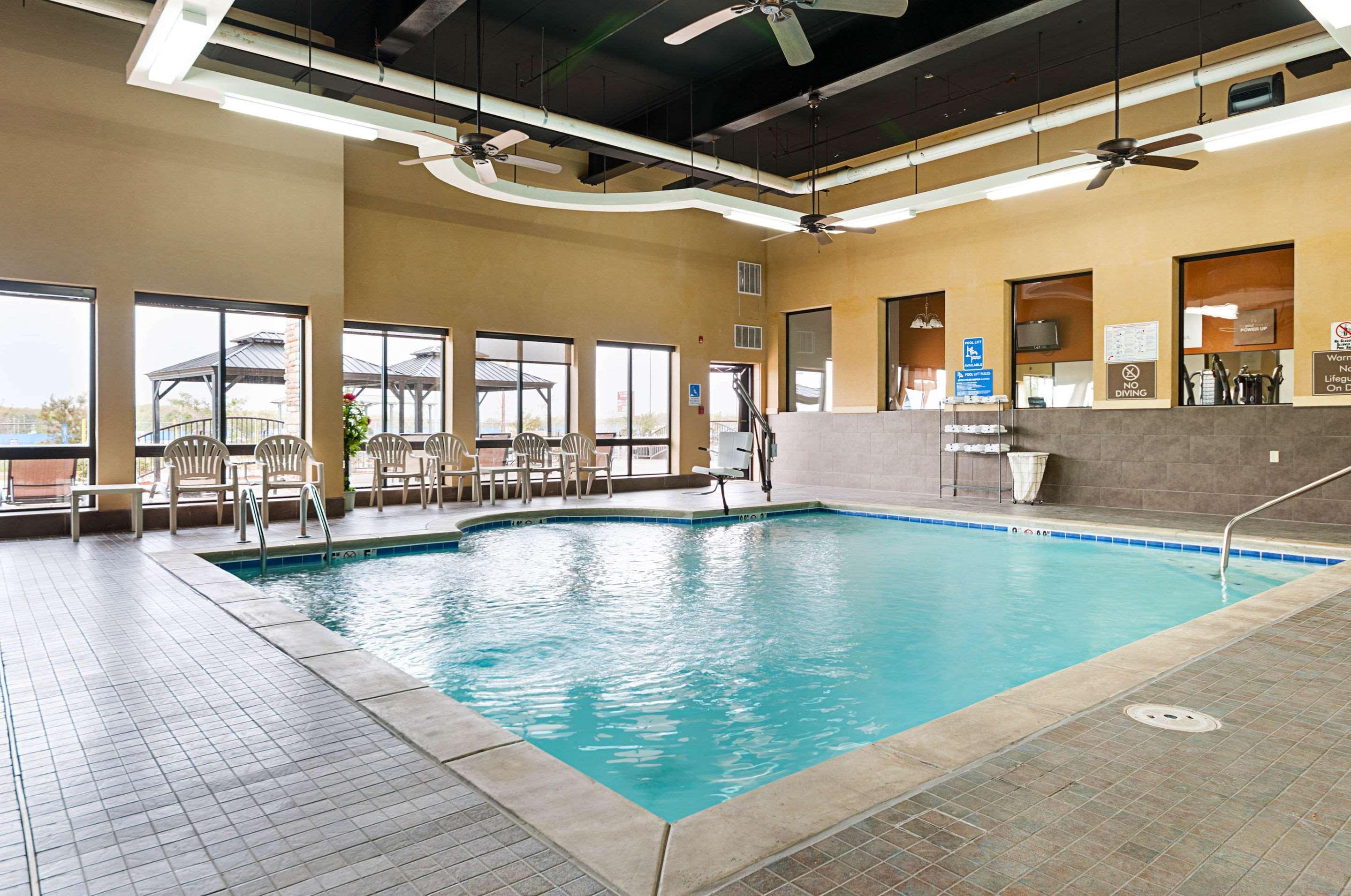 Comfort Suites Batesville Εξωτερικό φωτογραφία